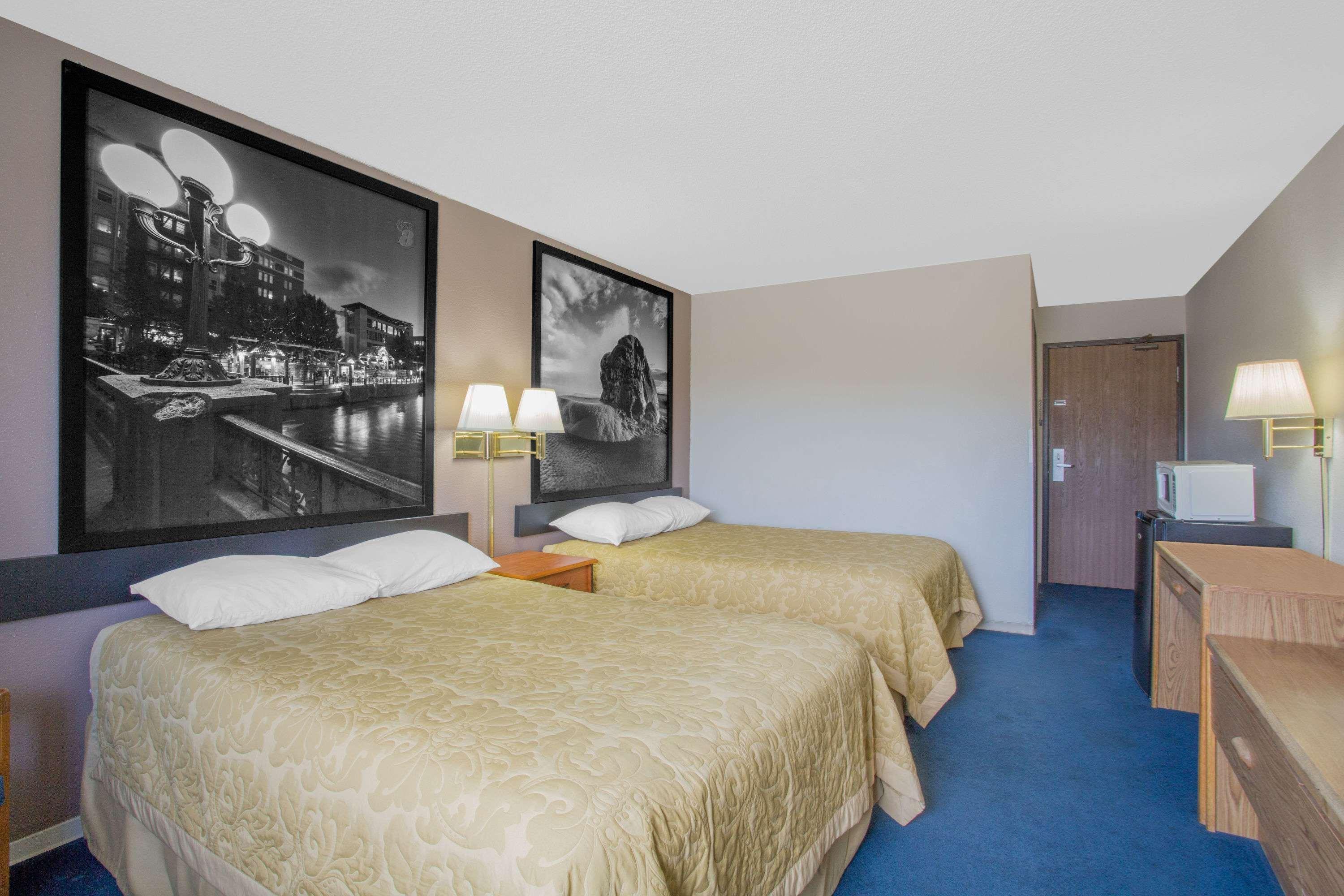 Super 8 By Wyndham Winnemucca Nv Экстерьер фото
